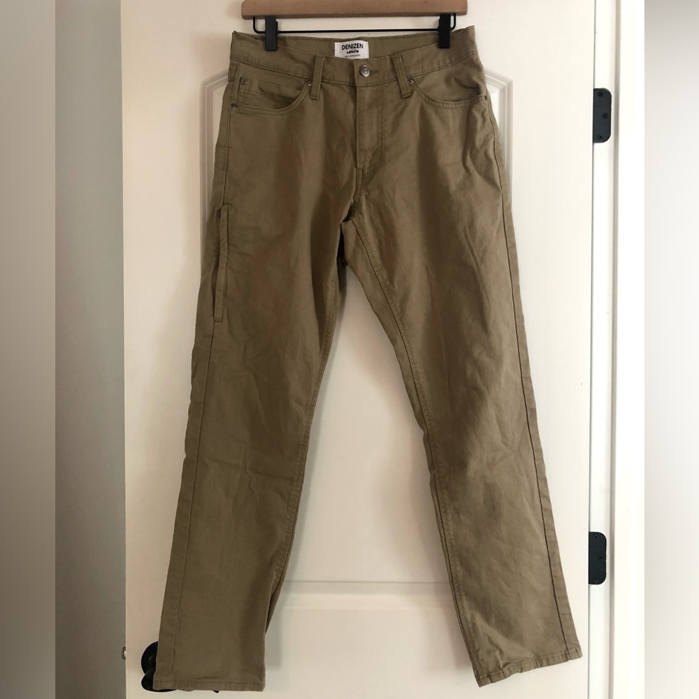 Mens Levi’s khaki pants